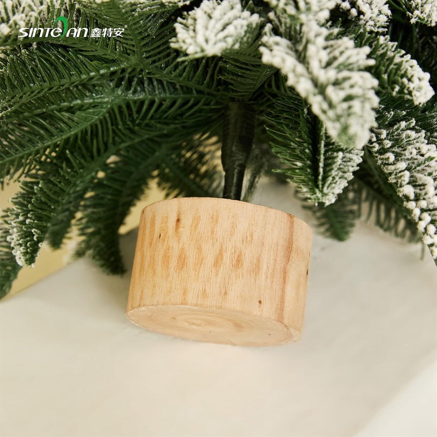Mini Artificial Christmas Tree, Desktop DIY Green Christmas Tree Bring Joy and Christmas Decorations to Tabletop, Small Pe Christmas Decoration Tree Home Party Decoration Supplies (White)