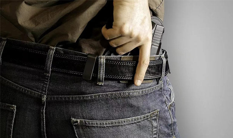 How to Carry a Concealed Holster？