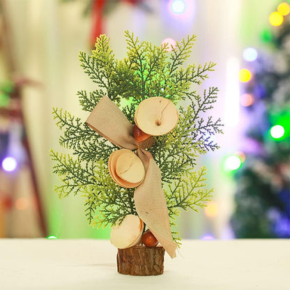 Christmas Potted Christmas Tree Wrought Iron Material Tabletop Artificial Plant Ornament for Christmas Party Home Window Decoration Desktop Crafts Artificial Potted Flowers