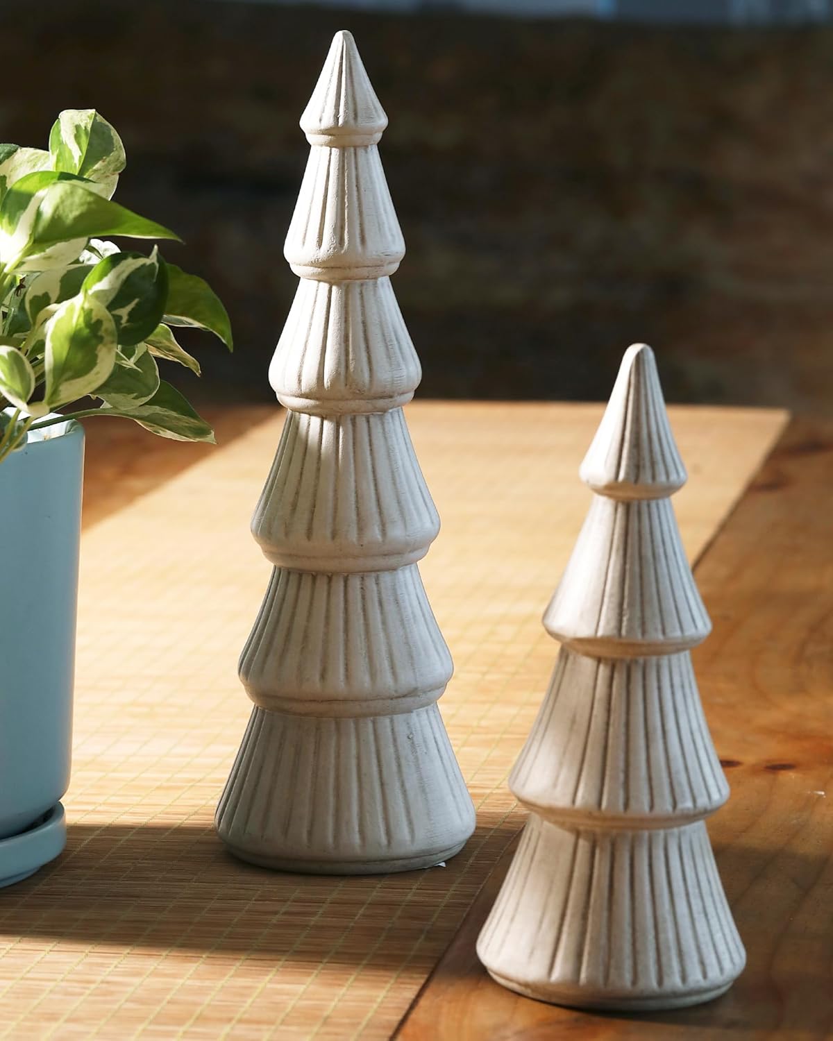 WONDROUS' DECO Wooden Christmas Tree Figurine, Tabletop White Tree Figurine, Set of 2 Desk Centerpieces for Christmas Decor